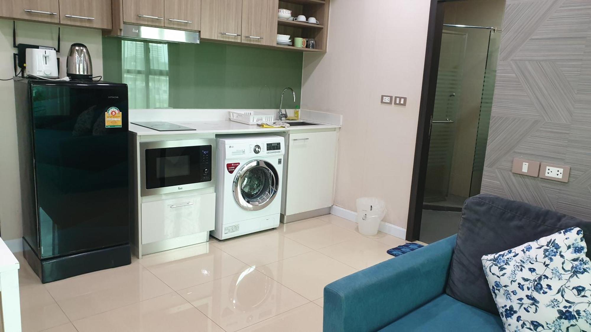 Dusit Grand Condo View Jomtien Beach Exterior photo